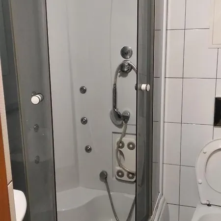 Anna Apartment
